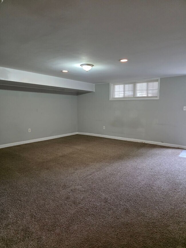 Building Photo - Townhouse in Newark/Bear Area