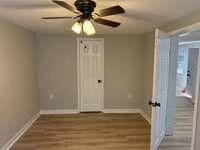 Building Photo - 507 1/2 Gray, Joplin MO