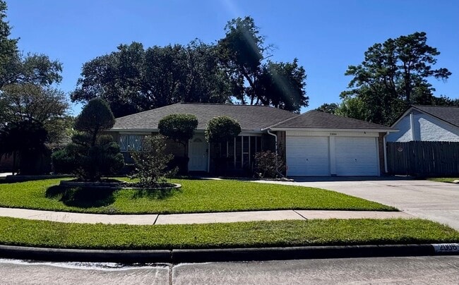 Building Photo - 2006 Seagate Ln