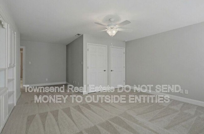 Building Photo - 200 Litchfield Pl