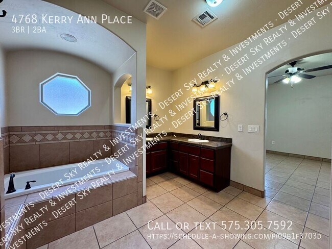 Building Photo - 4768 Kerry Ann Pl