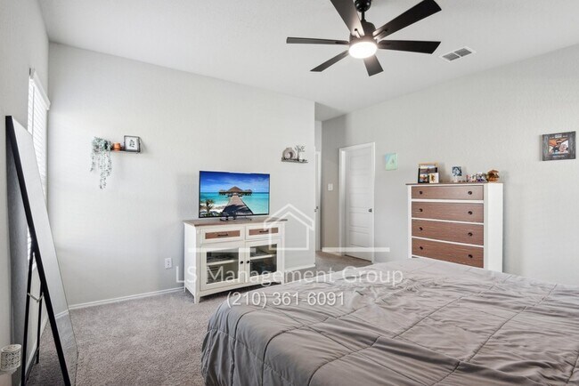 Building Photo - 7145 Pisces Wy
