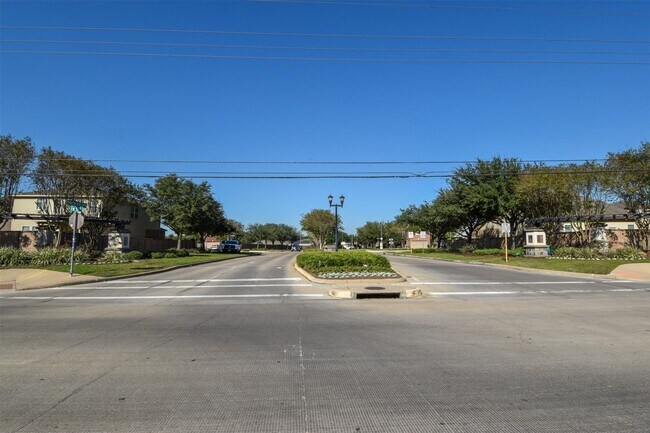 Building Photo - 7215 Kransburg Ranch Dr