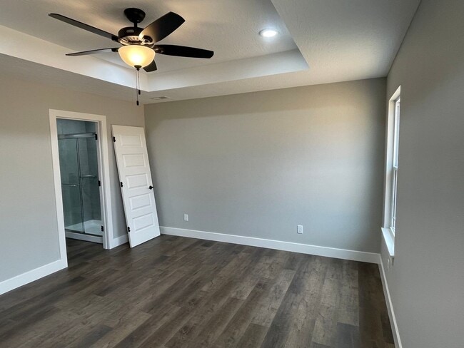 Building Photo - NEW CONSTRUCTION 3 Bed 2 Bath FOR RENT in Waynesville