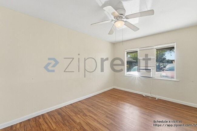 Building Photo - 139 W 18th St