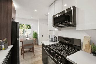 Building Photo - 2561 W. Avenue 30
