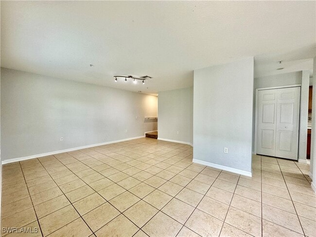 Building Photo - 9077 Gervais Cir
