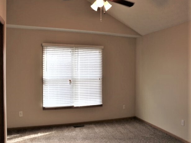 Building Photo - 293 Iris Trail Dr