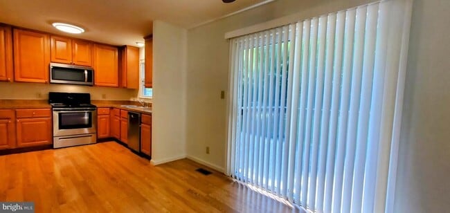 Building Photo - 7204 Plantation Forest Dr