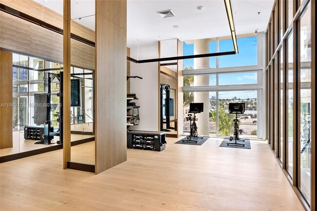 Building Photo - 151 N Seabreeze Blvd