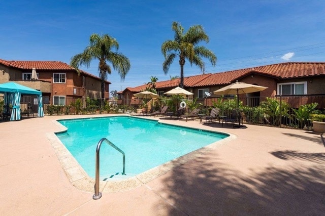 Building Photo - 101 S Spruce St