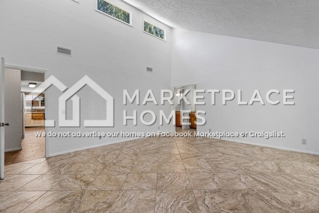 Building Photo - 2155 N Rio De Flag Dr