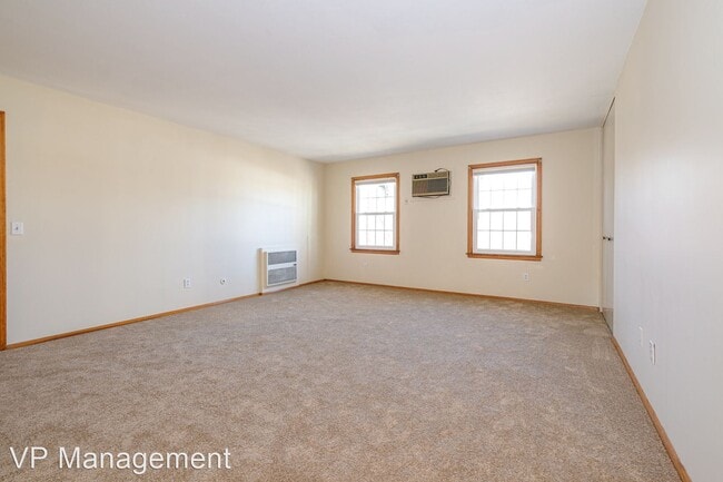 Building Photo - 1 br, 1 bath House - 80 Brush Hill Unit 48