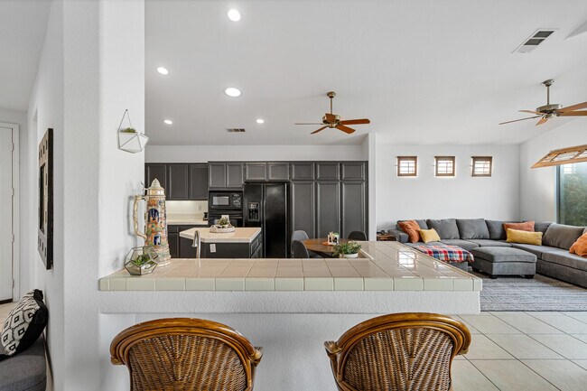 Building Photo - 67600 S Laguna Dr