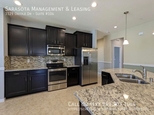 Building Photo - 3129 Oriole Dr