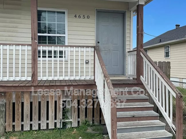 Primary Photo - 4650 Laine Ave
