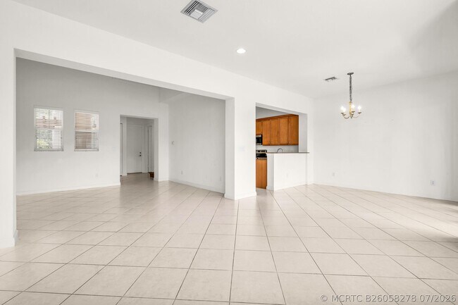 Building Photo - 669 Pacific Grove Dr