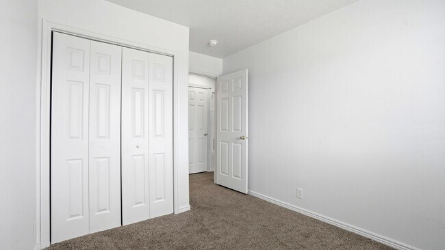 Building Photo - 8061 W Copperfield Pl