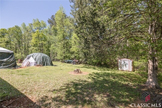 Building Photo - 1170 White Oak Dr