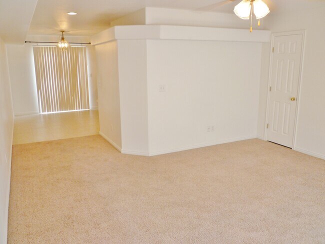 Building Photo - 1735 W 540 N