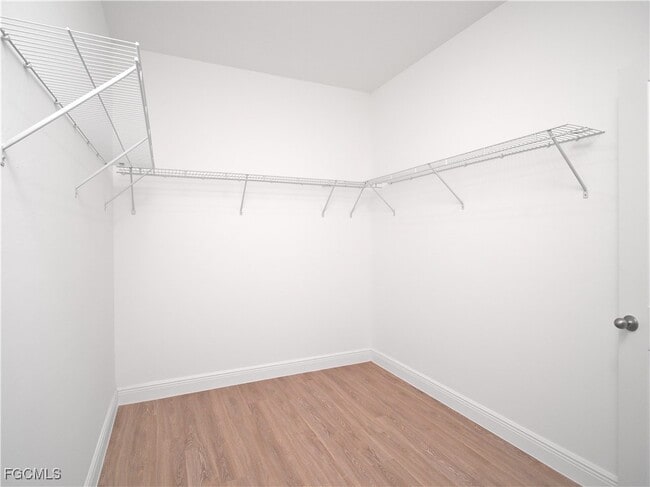 Building Photo - 9019 Lamkin Cir