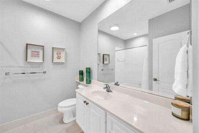 Building Photo - 418 Capistrano Dr