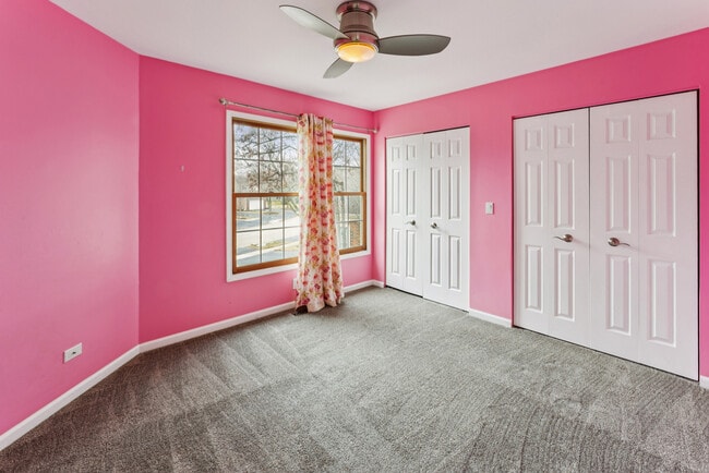 Building Photo - 310 Spring Creek Cir