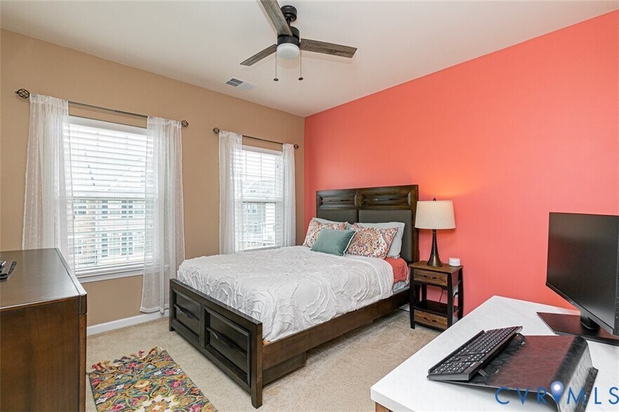 Building Photo - 1807 Liesfeld Parkway