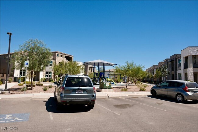 Building Photo - 1168 Heliodor Ave