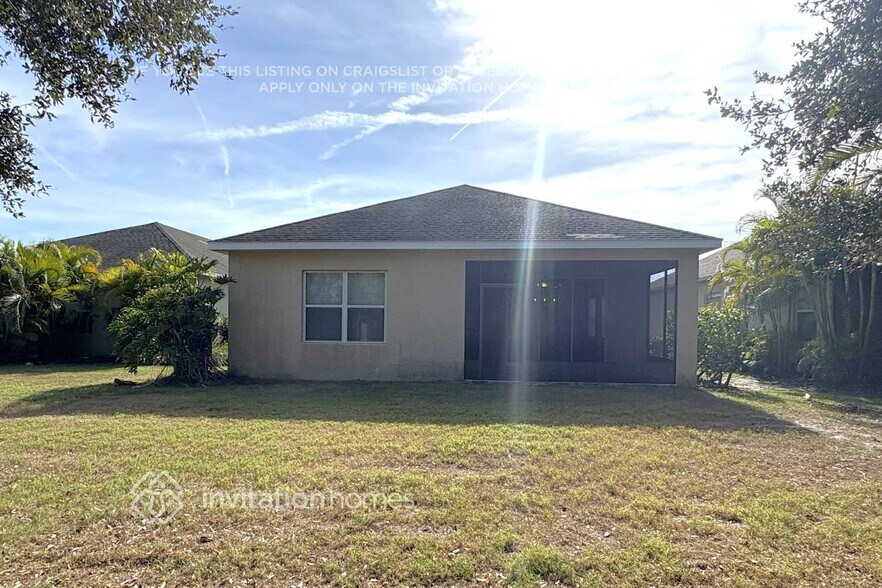 Building Photo - 11113 Encanto Terrace