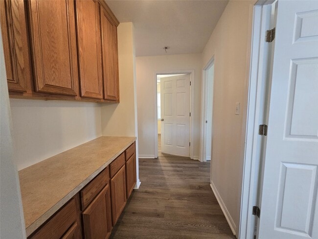 Building Photo - 107 Tarpon Ave