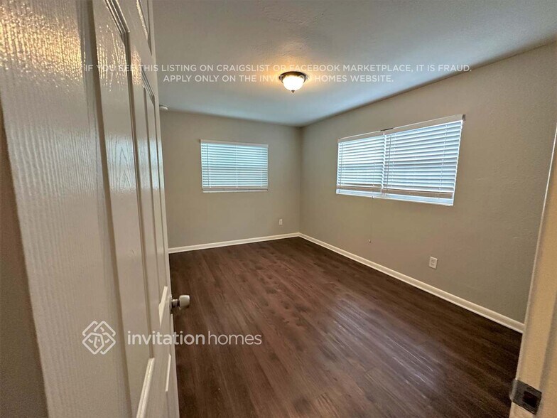 Building Photo - 720 Bucher Rd