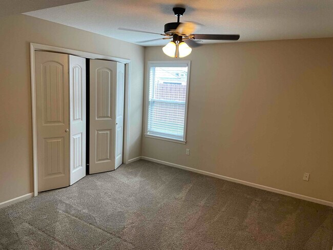 Building Photo - 3211 Yankee Tank Ln