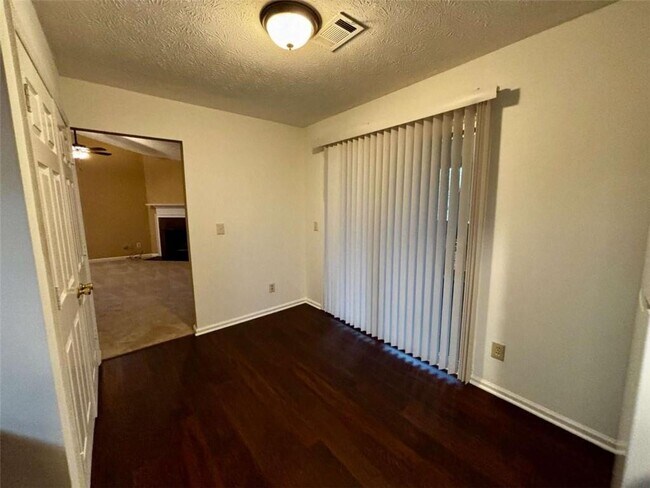 Building Photo - 4160 Buckley Woods Dr