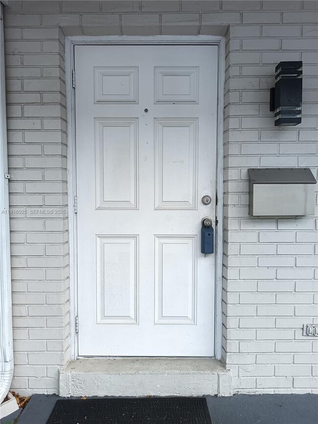 Building Photo - 1818 Fillmore St