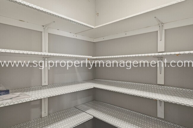 Building Photo - 12148 W Electra Ln