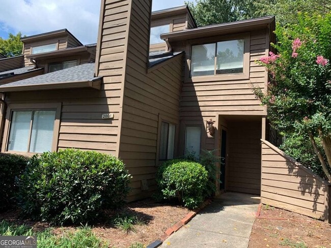 Primary Photo - 2004 Parkaire Crossing