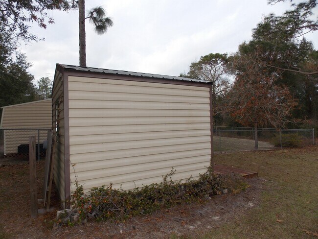 Building Photo - 7178 N Ireland Dr
