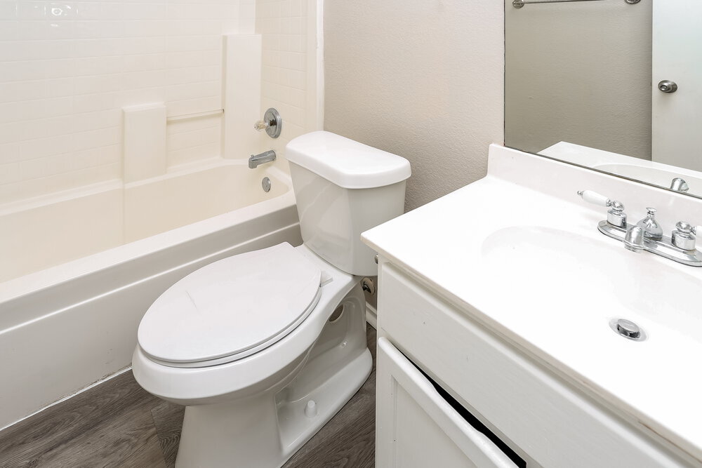 Building Photo - 8104 Gardengate Ct