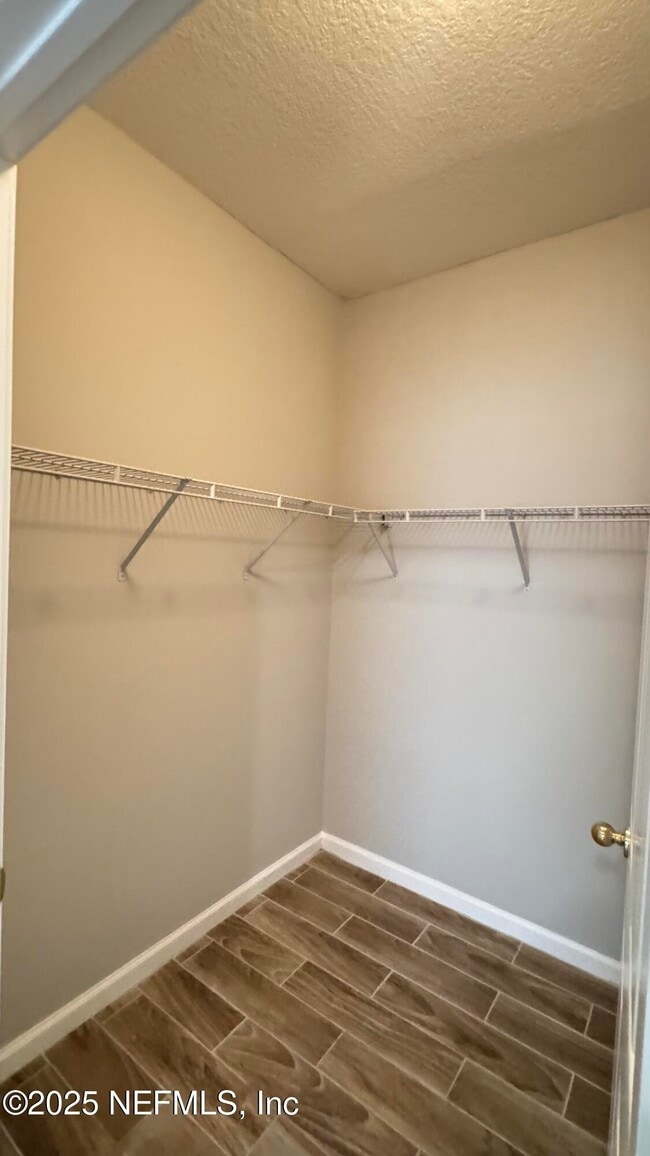 Building Photo - 3631 Kirkpatrick Cir