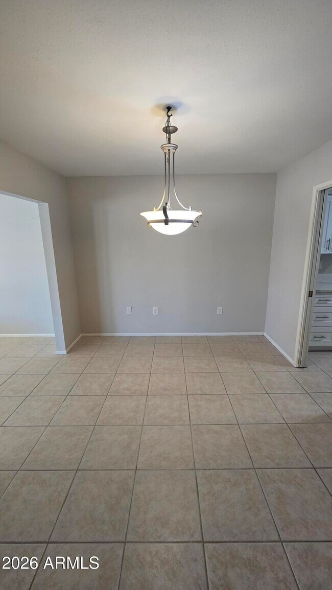 Building Photo - 10715 W Tropicana Cir