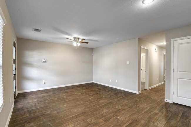 Building Photo - 16428 Jasmine Marie Pl