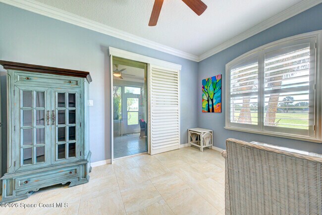 Building Photo - 1937 Golf Vista Blvd