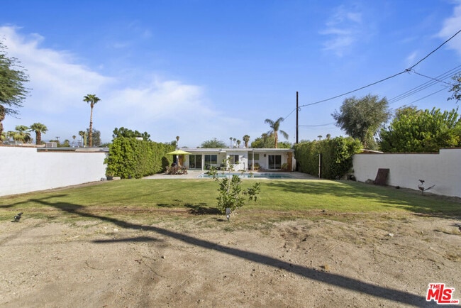 Building Photo - 74125 San Marino Way