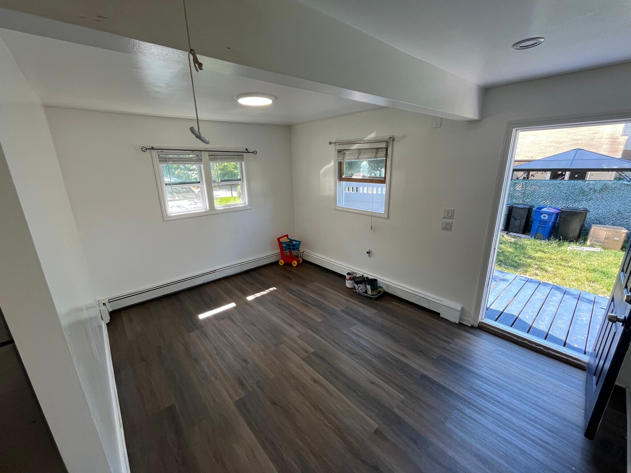 Building Photo - 32 Wintergreen Dr