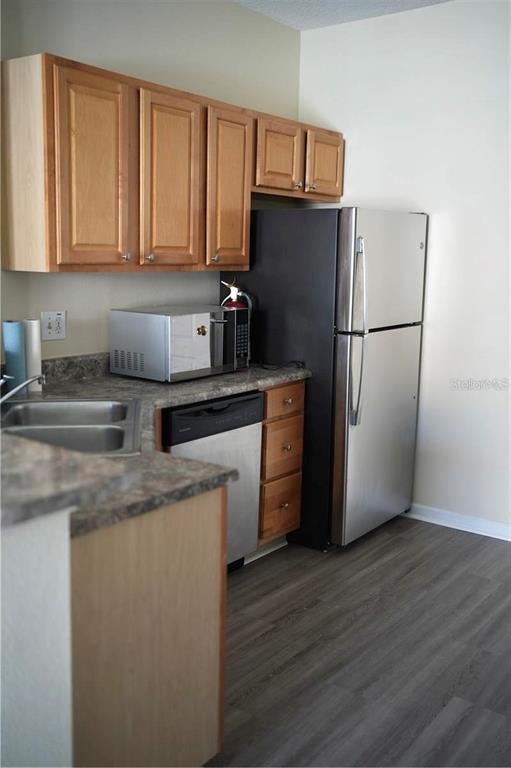 Building Photo - 10446 Villa View Cir