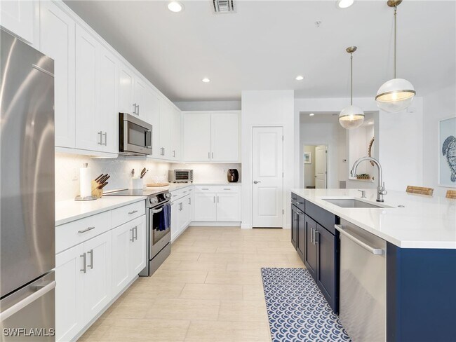 Building Photo - 15177 Butler Lake Dr