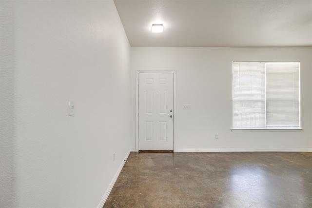 Building Photo - 723 Hometown Vlg Ct