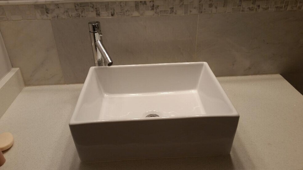 Building Photo - 84 Q St NW