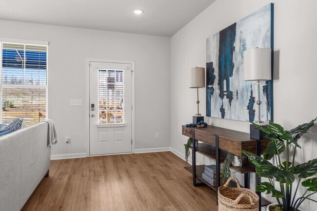 Building Photo - BRAND NEW 3 Bed 2.5 bathroom townhomes in Flowery Branch!